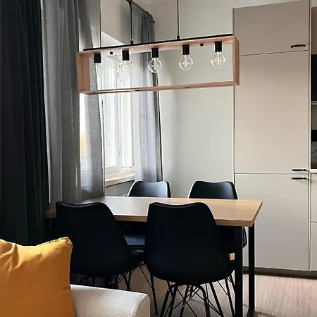 Renovated In Διαμέρισμα *